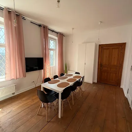 Grand Business Loft Design P-65 * وودج