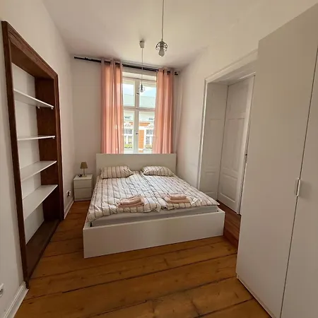 Grand Business Loft Design P-65 * לודז'