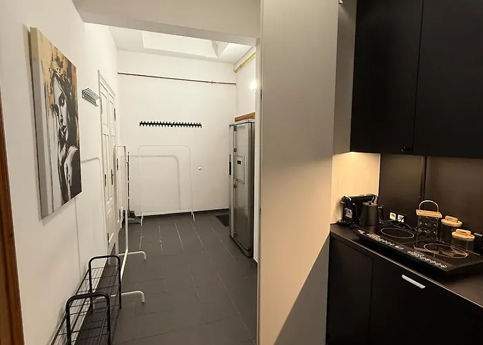 Grand Business Loft Design P-65 *